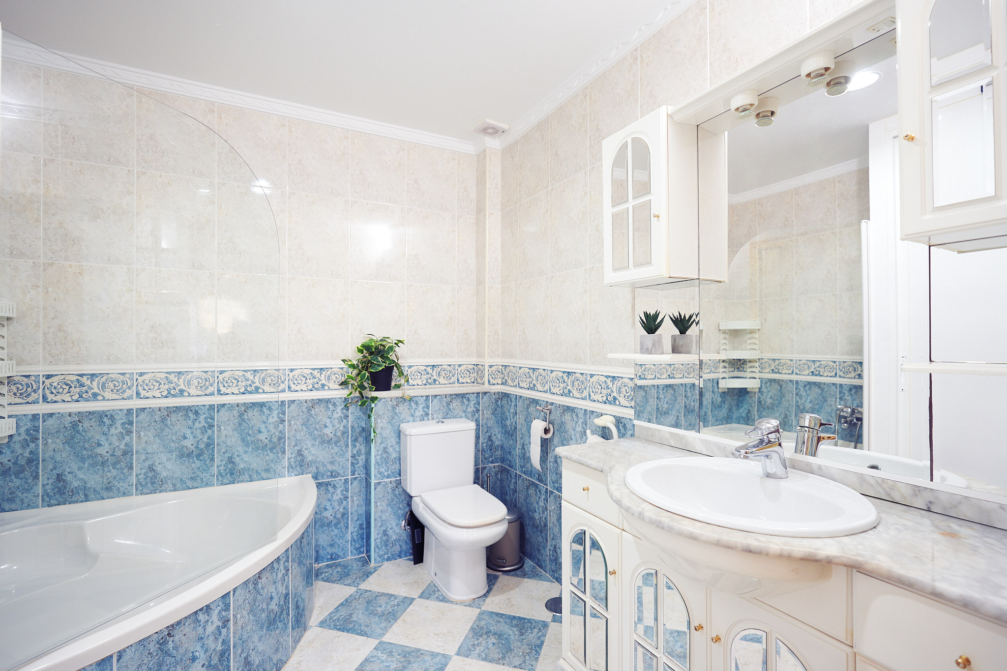 Mediterranean Breeze - 26